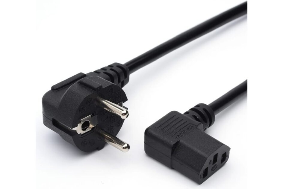 Кабель питания GoPower 00-00024536 евровилка-C13 (f) 1.8м ПВХ угловой черный 1/125