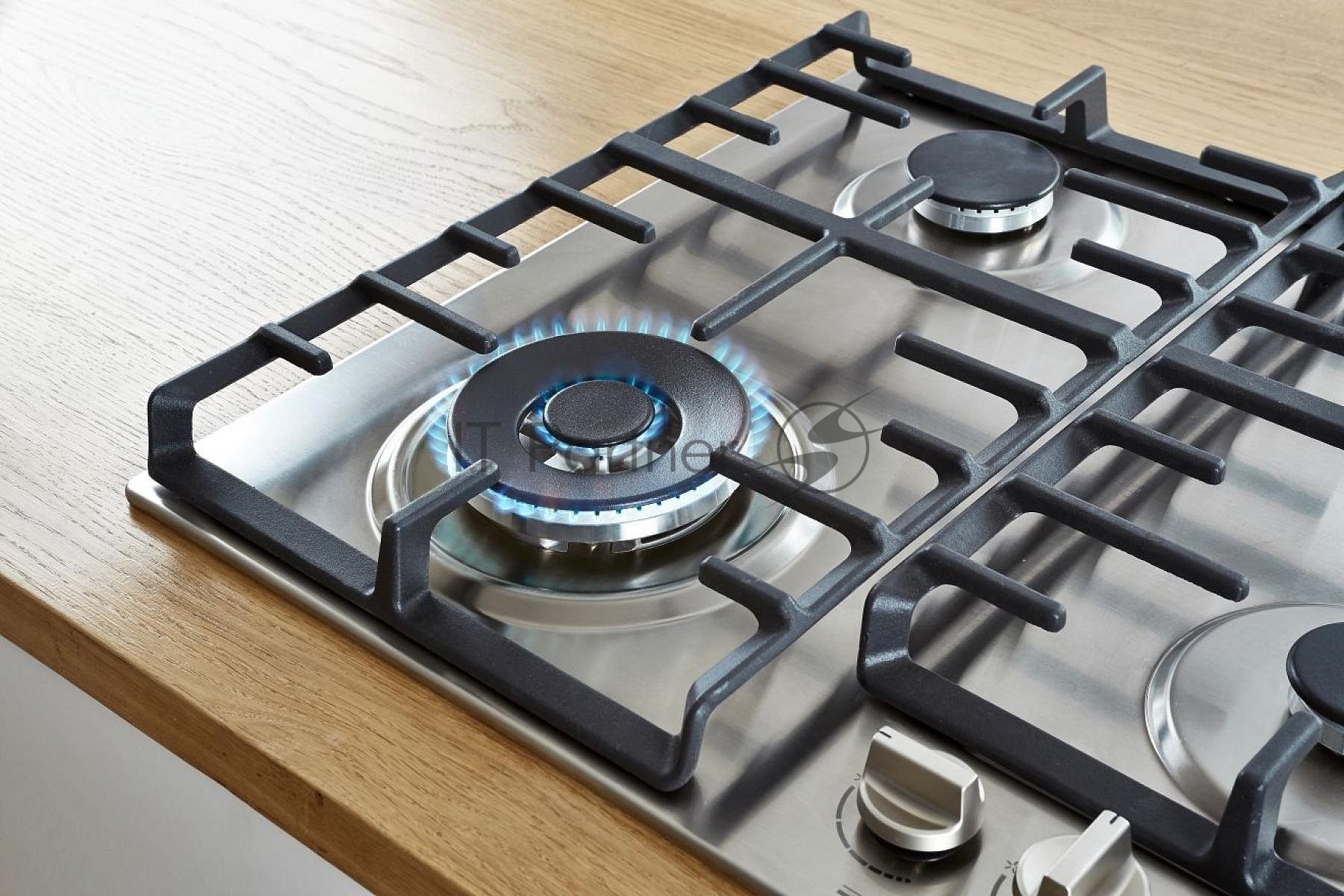 Газовая варочная поверхность Gorenje GW642ABX, 4 конфорки, металл, 8150 Вт